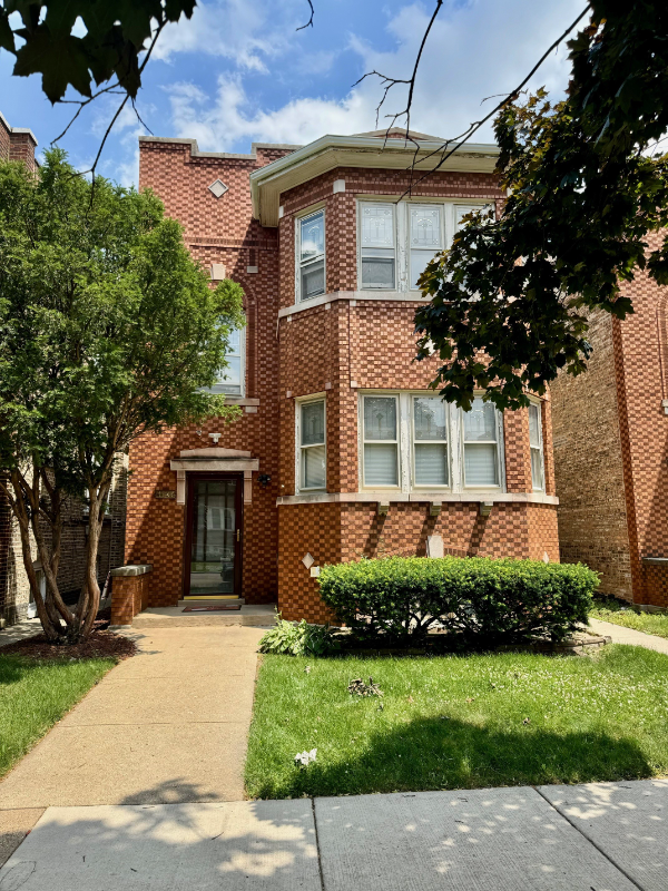 property at 1847 Gunderson Ave