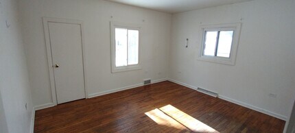 609 Crider Ave NE in New Philadelphia, OH - Building Photo - Building Photo