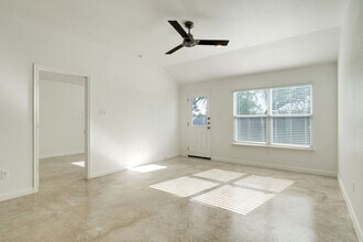 910 Wax Myrtle Ct in Killeen, TX - Building Photo - Building Photo