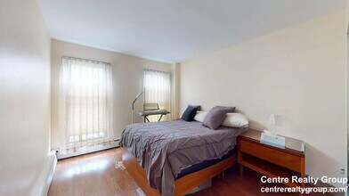 28 Juniper St, Unit 78 in Brookline, MA - Foto de edificio - Building Photo