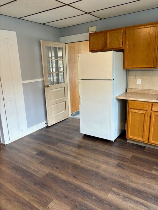 property at 76 Paine St