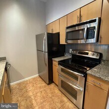 2111 Wisconsin Ave NW in Washington, DC - Building Photo - Building Photo