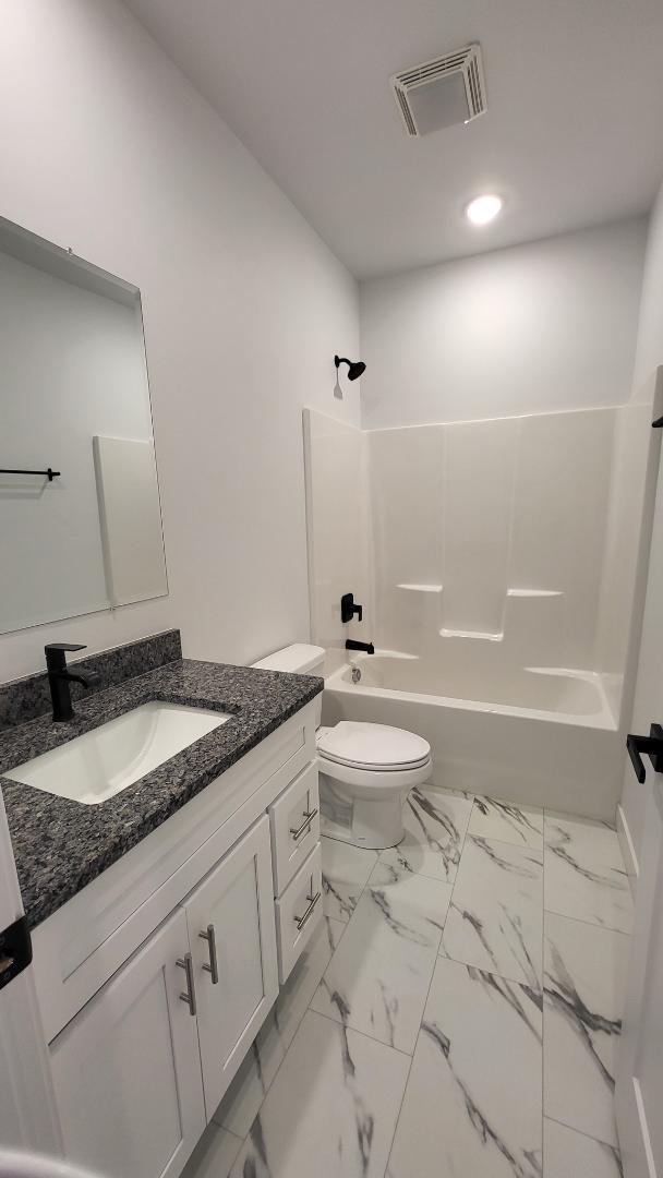 36 N Swan St in Fair Grove, MO - Building Photo - Building Photo