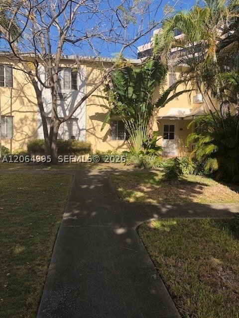 property at 1010 E Ponce De Leon Blvd