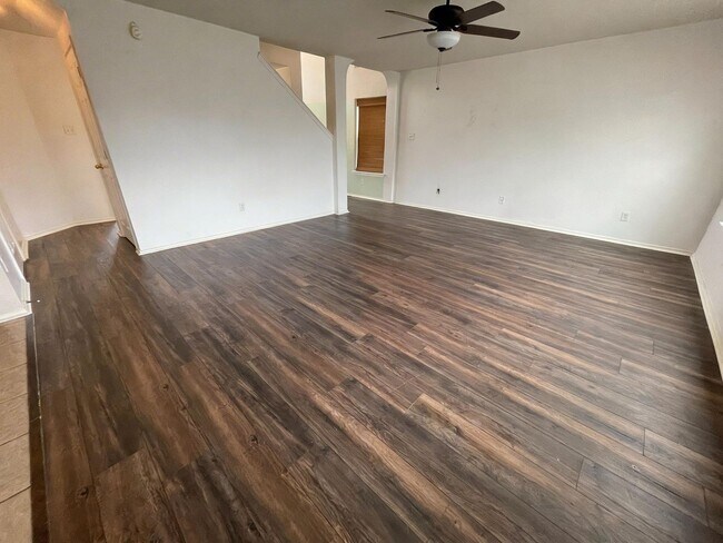 5400 Jitterbug Ct in Killeen, TX - Building Photo - Building Photo