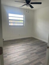 4100 SW 19th St in West Park, FL - Building Photo - Building Photo