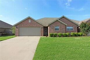 4105 SW Chasestone Ave in Bentonville, AR - Building Photo