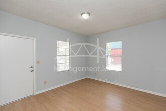 622 E 63rd St in Jacksonville, FL - Building Photo - Building Photo