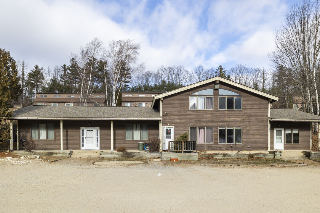 South Face Condominiums in Bennington, NH - Building Photo