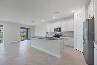 3519 Harlowe Run in Bradenton, FL - Foto de edificio - Building Photo