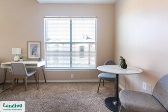 1501 Westpark View Dr in Fort Worth, TX - Building Photo - Building Photo