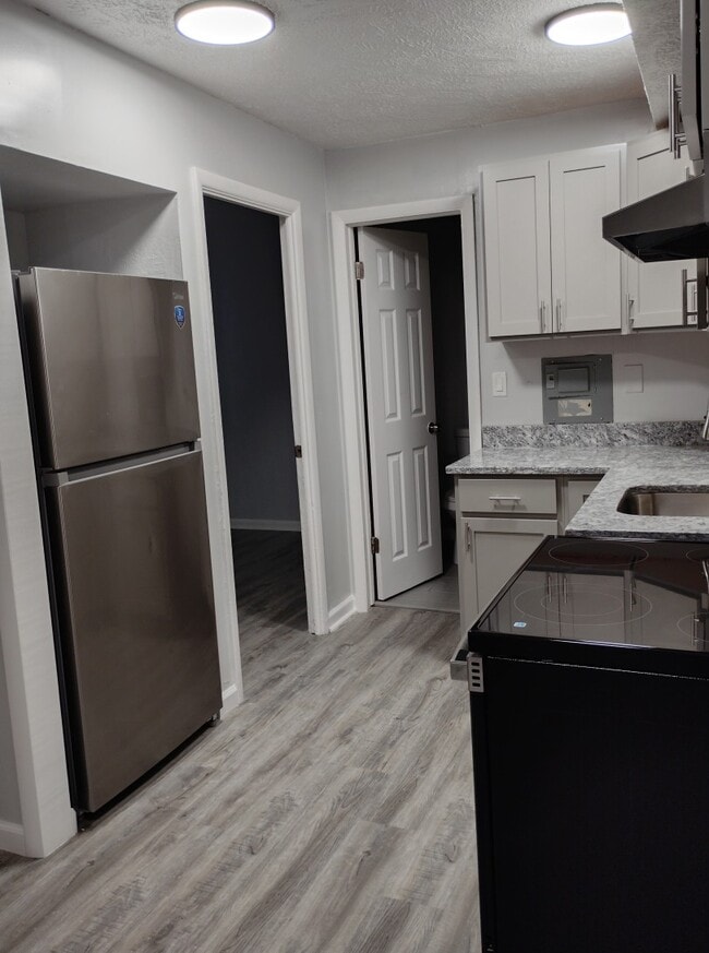 96th Street Apartments in Cleveland, OH - Foto de edificio - Building Photo