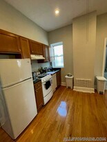 1193 Commonwealth Ave, Unit 23 in Boston, MA - Building Photo