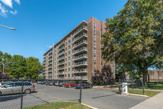 MeadowWood at Gateway in Brooklyn, NY - Building Photo - Building Photo