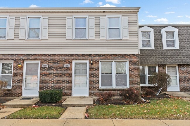 property at 1696 Shamrock Ct