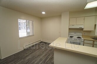 2225 S Jasmine St in Denver, CO - Building Photo - Building Photo