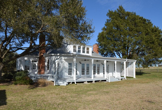 3258 Farm to Market Rd 390 E in Brenham, TX - Building Photo - Building Photo