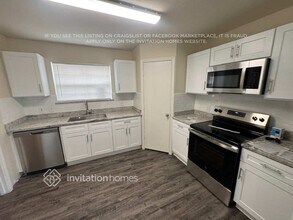 5511 Rio Ramos St in Rosharon, TX - Building Photo - Building Photo