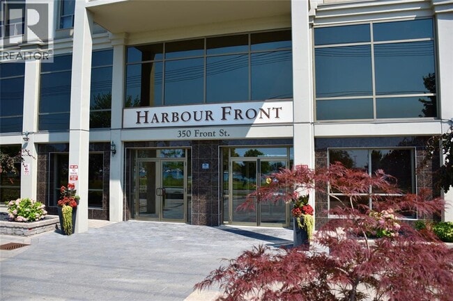 350 Front St N in Sarnia, ON - Building Photo - Building Photo