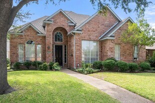 4512 Crown Ridge Dr in Plano, TX - Building Photo