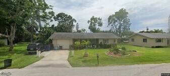 344 Beverly Rd in Venice, FL - Building Photo