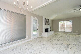 8307 Stagewood Dr in Humble, TX - Building Photo - Building Photo