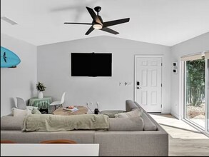 1587 Starlight Dr in Encinitas, CA - Building Photo - Building Photo