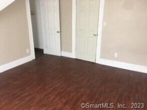 210 Coleman St in Bridgeport, CT - Building Photo - Building Photo