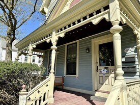 109 Foster St, Unit 1 in New Haven, CT - Building Photo