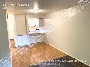 4986 W Station Ln in Boise, ID - Building Photo - Building Photo