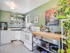 6200 NE 19th Ave in Portland, OR - Building Photo - Building Photo