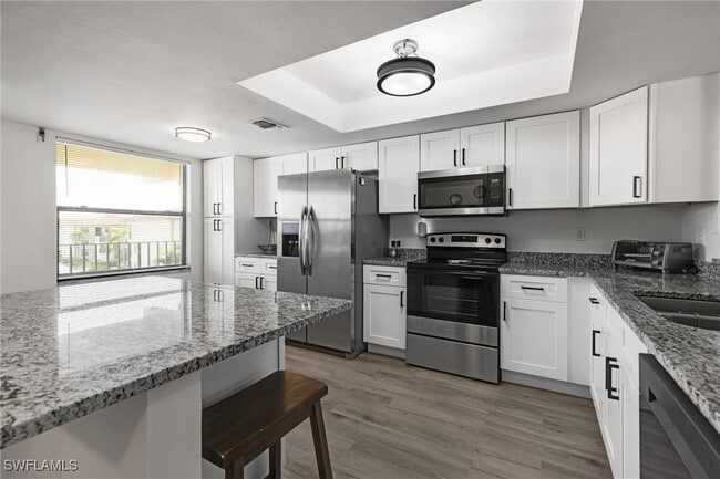 12621 Kelly Sands Way in Ft. Myers, FL - Building Photo - Building Photo