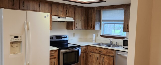 property at 35097 Whispering Oaks Blvd