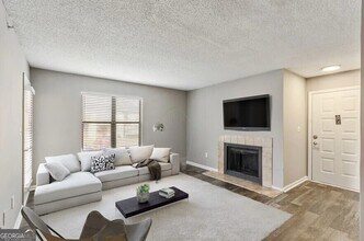 3500 Windcliff Dr SE in Marietta, GA - Building Photo - Building Photo