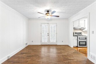 5184 W Price Rd in Suwanee, GA - Building Photo - Building Photo