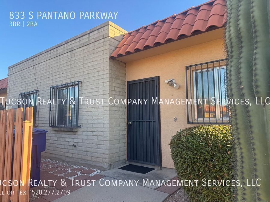 833 S Pantano Pkwy in Tucson, AZ - Building Photo