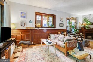 4411 Pine St in Philadelphia, PA - Building Photo