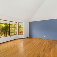 18111 NE 109th St in Redmond, WA - Building Photo - Building Photo