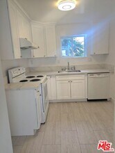 3831 Sedgwick Ave in Riverside, CA - Foto de edificio - Building Photo