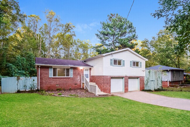 191 Lucan Way in Riverdale, GA - Building Photo - Building Photo