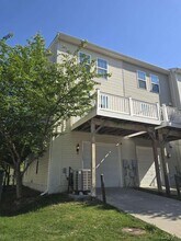 14600 Featherstone Gate Dr in Woodbridge, VA - Building Photo - Building Photo