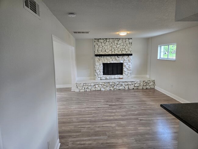 1913 South Blvd, Unit B