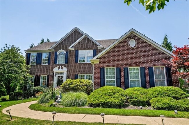 property at 1403 N Shevlin Ct
