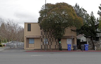 1444 Jefferson St in Napa, CA - Building Photo - Building Photo