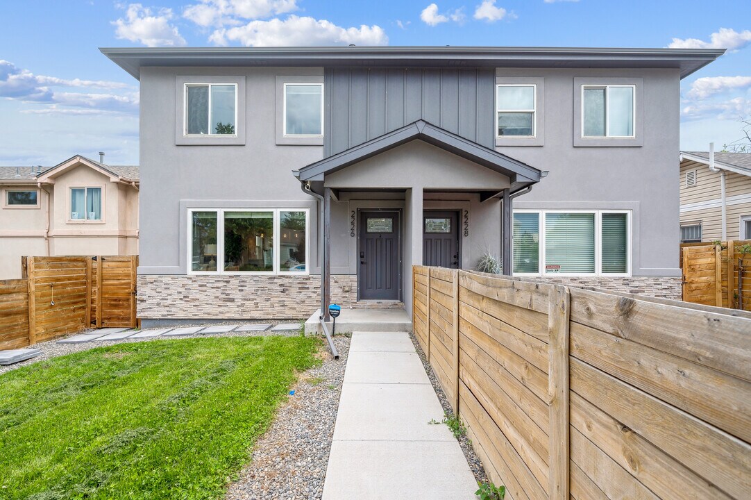 2226 S Galapago St in Denver, CO - Building Photo