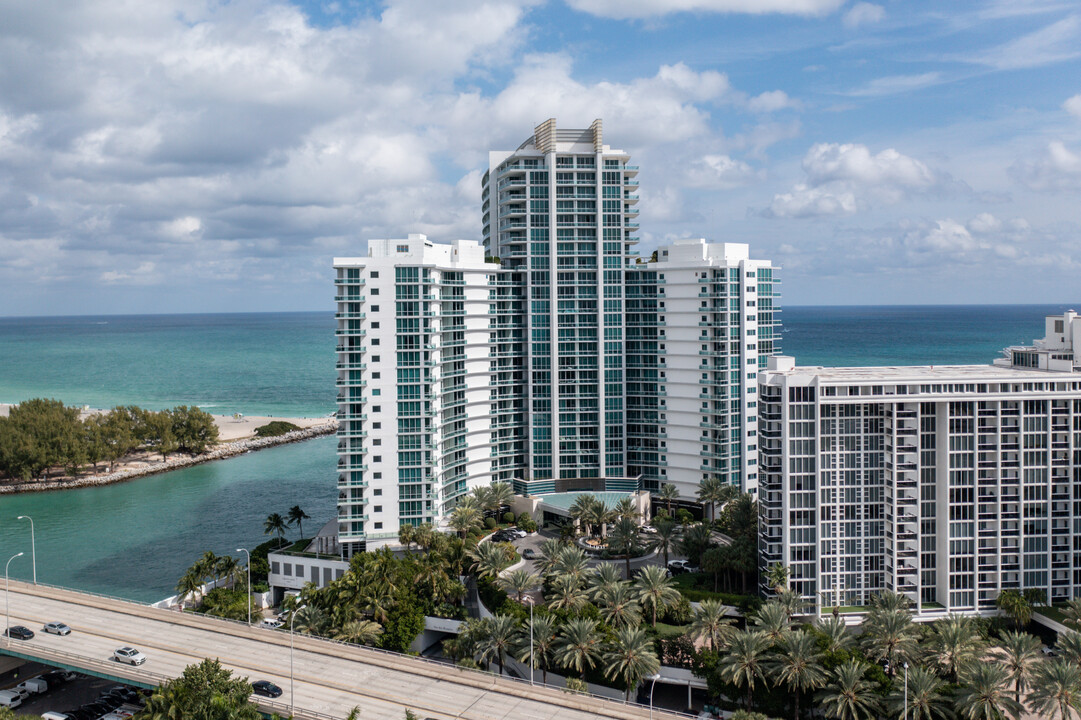 One Bal Harbour in Bal Harbour, FL - Building Photo