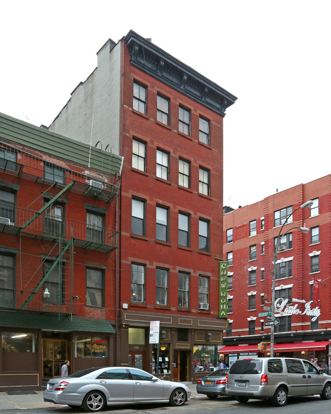 385 Broome St in New York, NY - Building Photo - Building Photo