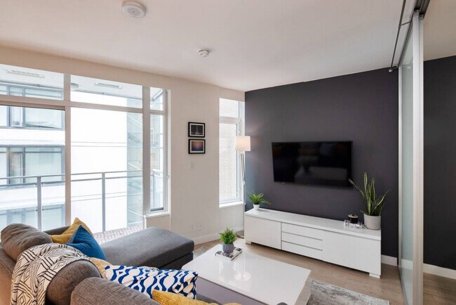 161 E 1st Ave in Vancouver, BC - Building Photo - Building Photo
