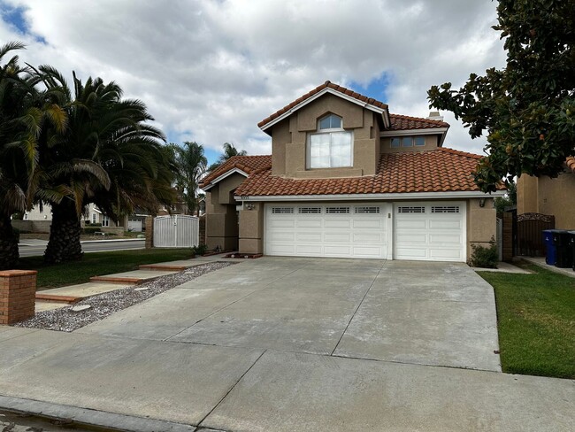 8955 Digger Pine Dr in Riverside, CA - Building Photo - Building Photo
