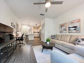 2615 N Grady Ave in Tampa, FL - Building Photo